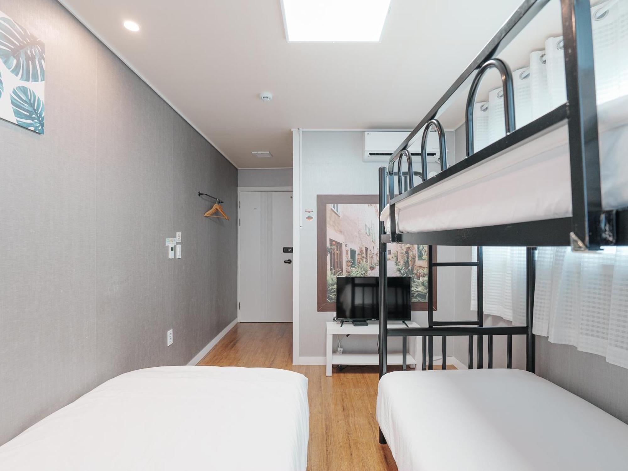 Rain Boots Guest House Incheon Extérieur photo